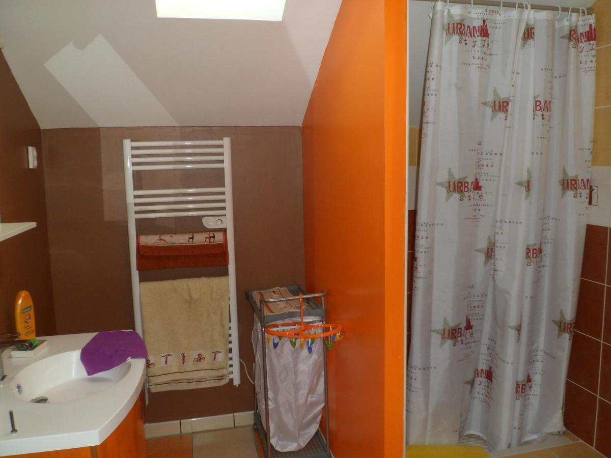 Saint-Hilaire-la-GravelleL'Etape De St Hilaire La Gravelle住宿加早餐旅馆 外观 照片